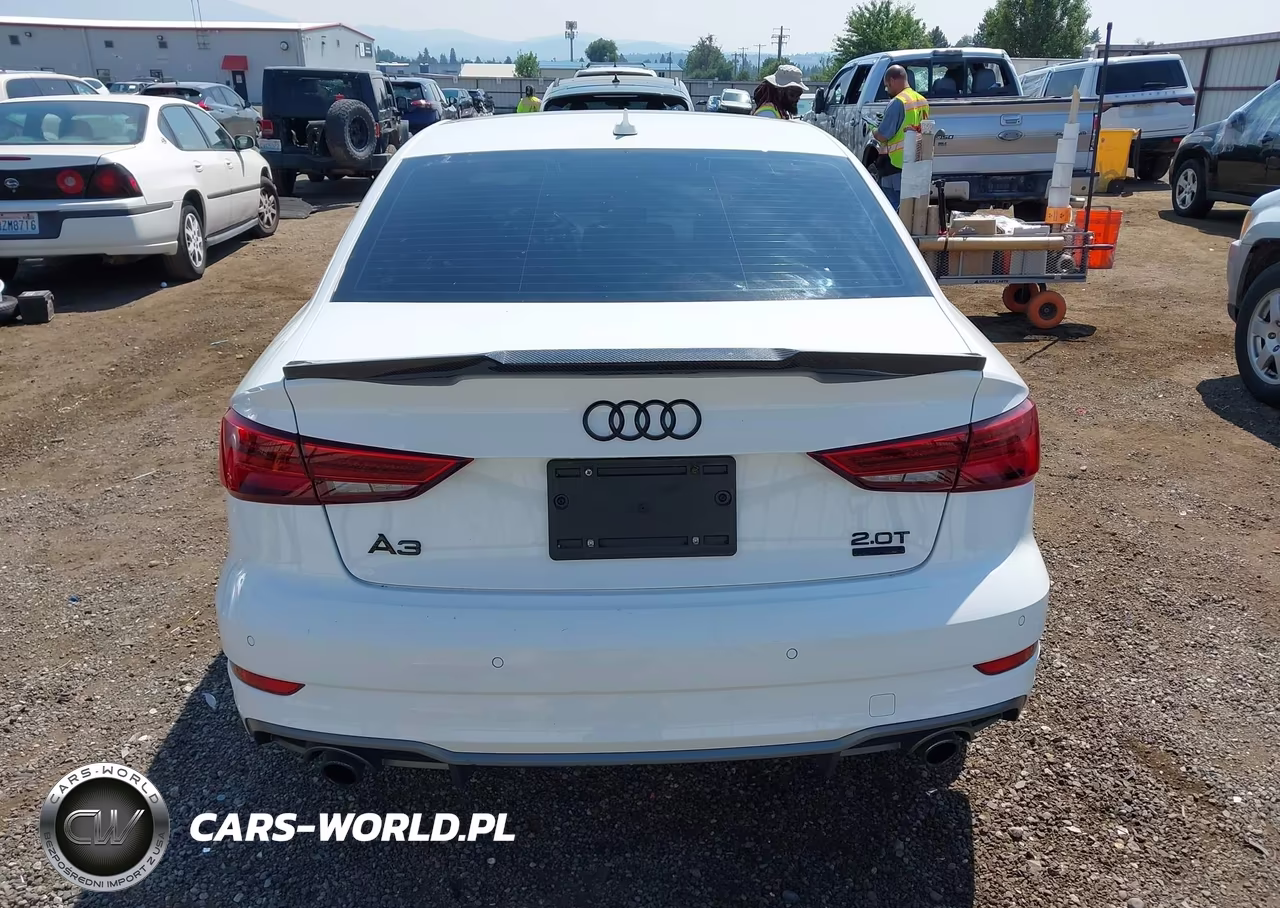 2018 Audi A3 2.0T Premium-2.0T Tech Premium VIN:WAUJ8GFF2J1002634 - 17