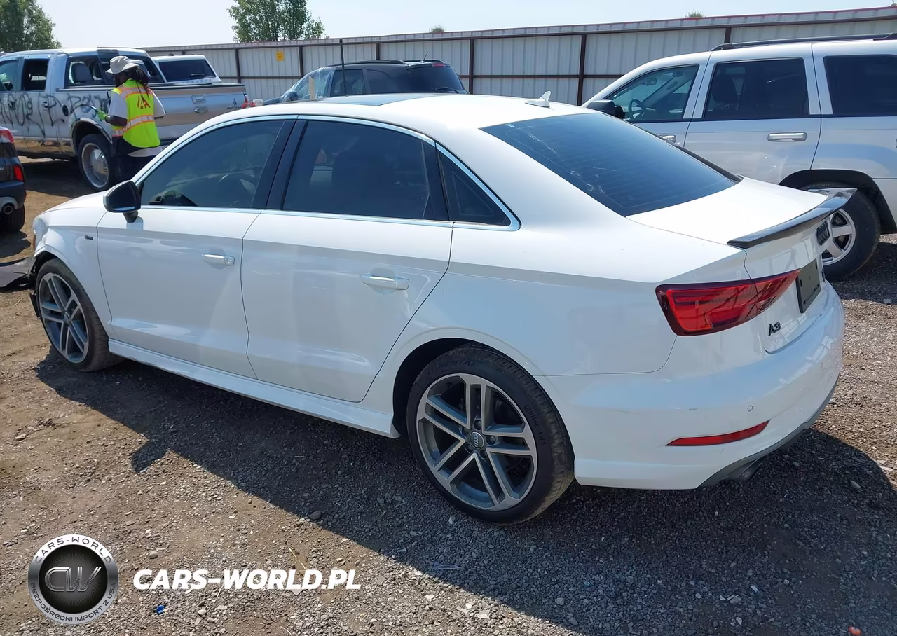 2018 Audi A3 2.0T Premium-2.0T Tech Premium VIN:WAUJ8GFF2J1002634 - 3