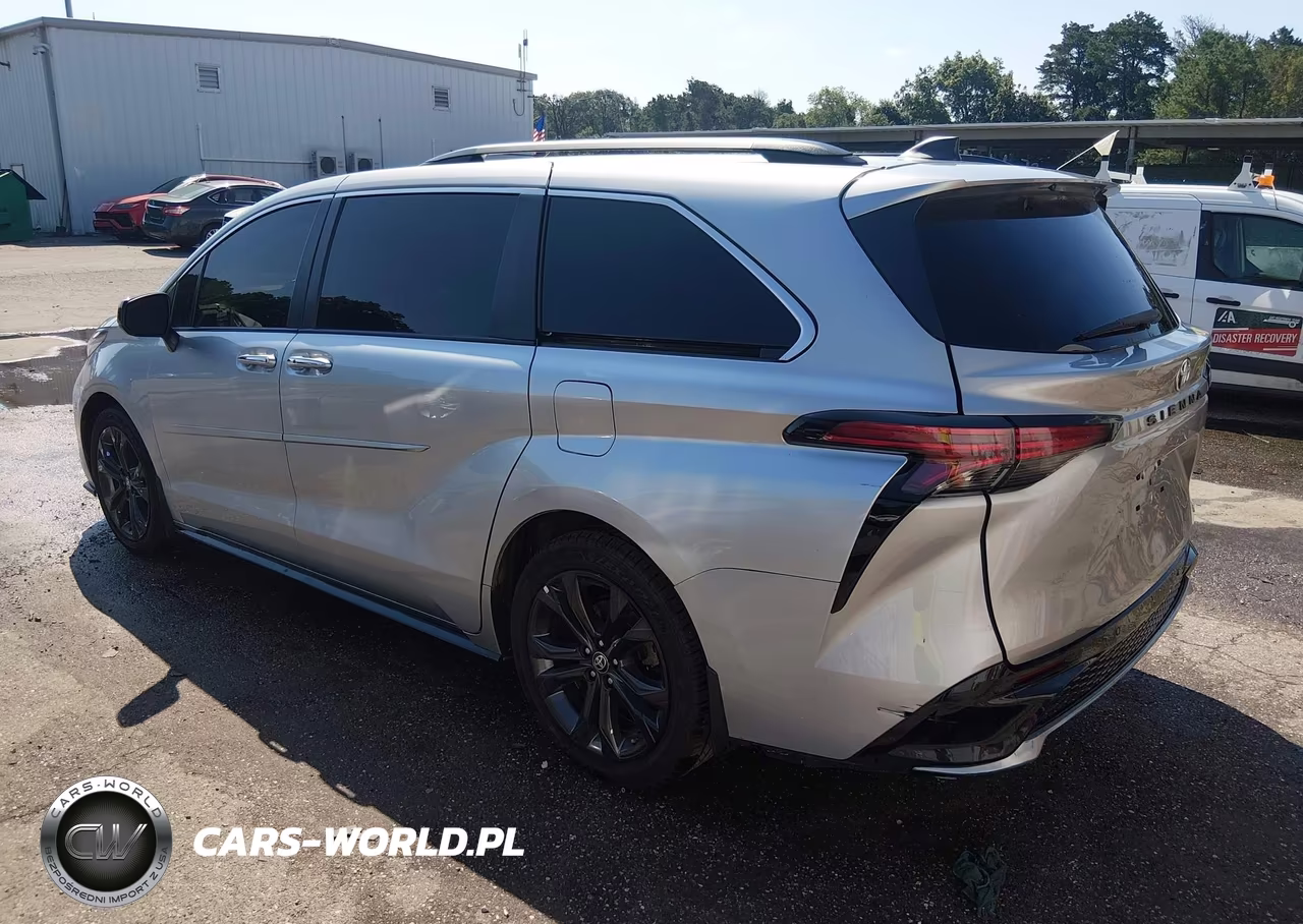 2023 Toyota Sienna Xse VIN:5TDDRKEC3PS178353 - 3