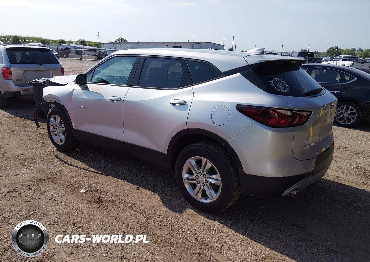 2021 Chevrolet Blazer Awd 2Lt VIN:3GNKBHR44MS546586 - 3