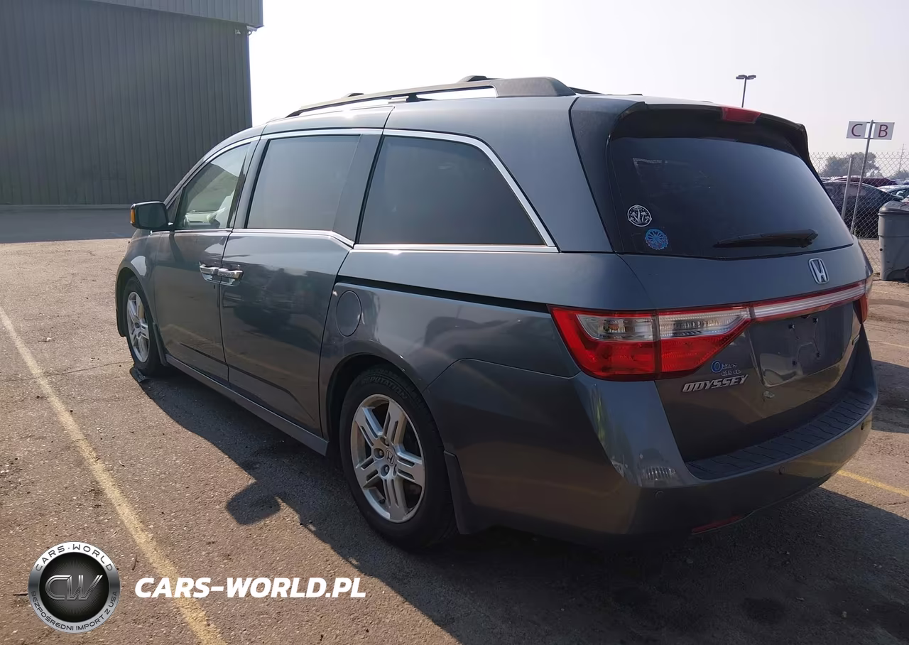 2011 Honda Odyssey Touring-Touring Elite VIN:5FNRL5H95BB036317 - 3