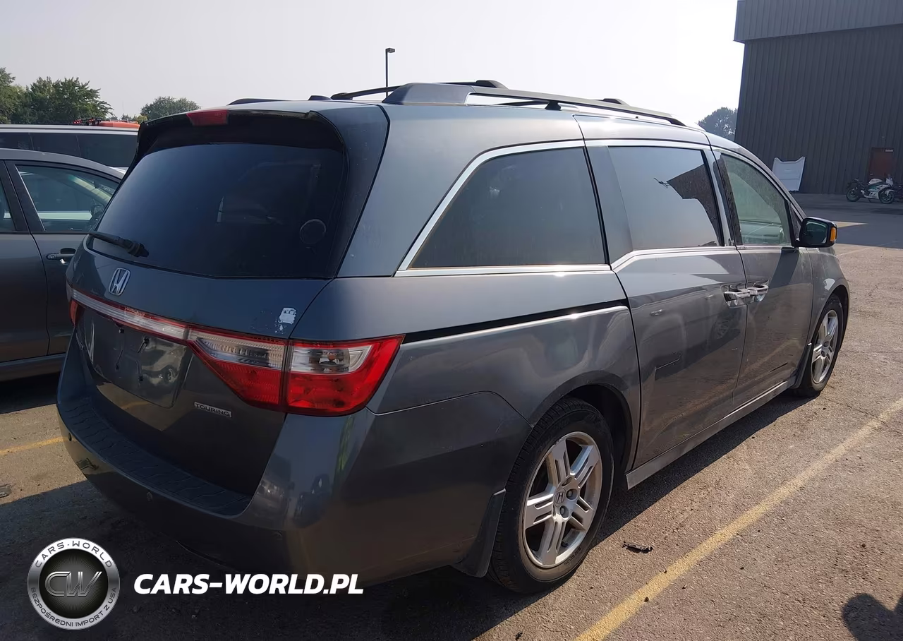 2011 Honda Odyssey Touring-Touring Elite VIN:5FNRL5H95BB036317 - 4