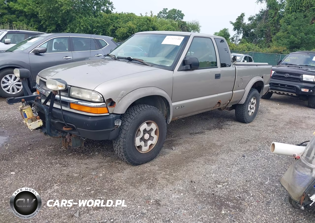 2000 Chevrolet S-10 Ls VIN:1GCCT19W4Y8212947 - 2