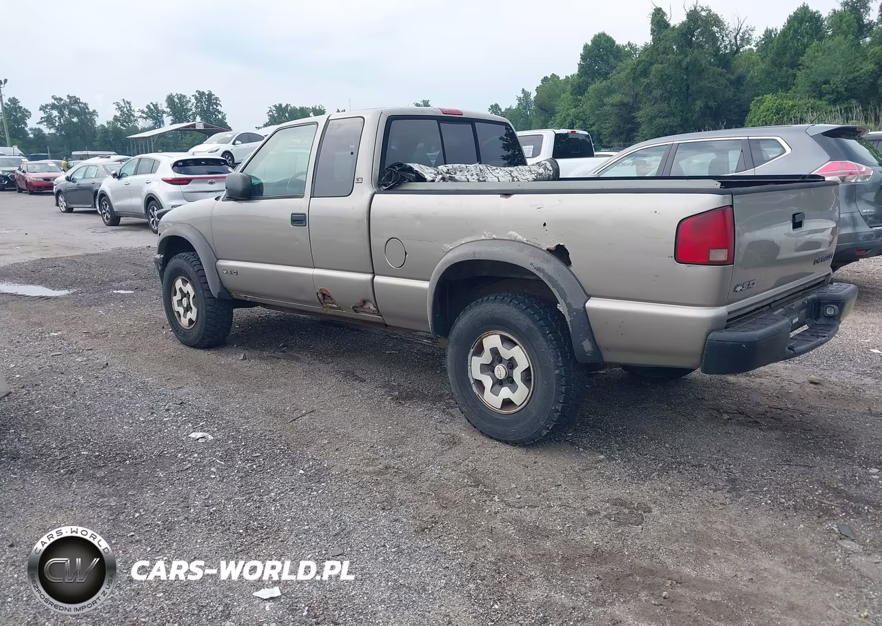 2000 Chevrolet S-10 Ls VIN:1GCCT19W4Y8212947 - 3