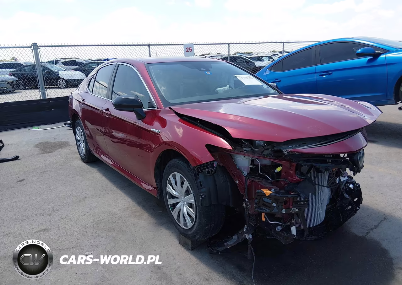 2021 Toyota Camry Le Hybrid