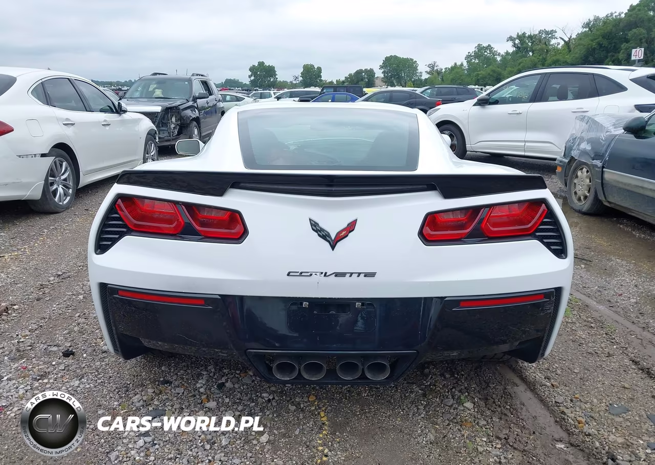 2016 Chevrolet Corvette Stingray VIN:1G1YB2D71G5101070 - 17