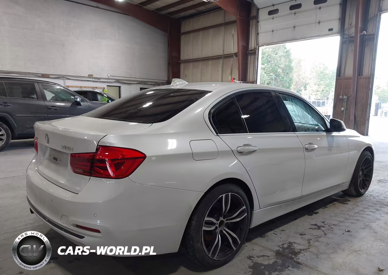 2017 BMW 330I xDrive VIN:WBA8D9G53HNU60181 - 4