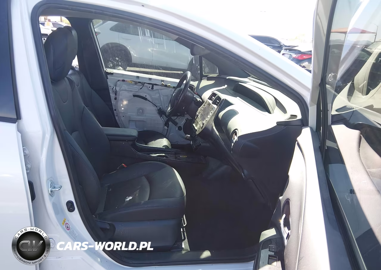 2021 Toyota Prius 2020 Edition VIN:JTDKAMFUXM3128483 - 5