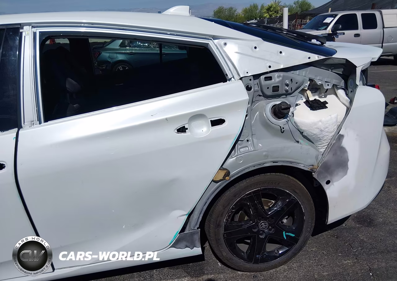 2021 Toyota Prius 2020 Edition VIN:JTDKAMFUXM3128483 - 6