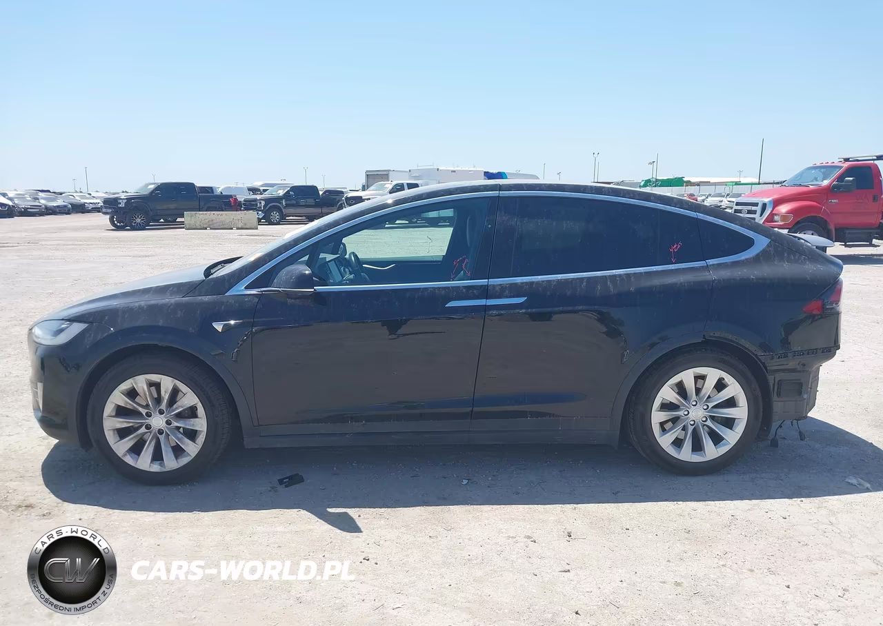2017 Tesla Model X 100D-75D-90D VIN:5YJXCDE2XHF077222 - 15