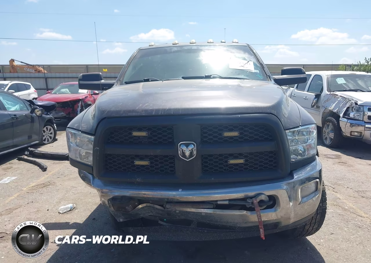 2018 Ram 2500 Tradesman 4X4 6'4 Box VIN:3C6TR5CJ7JG357099 - 12