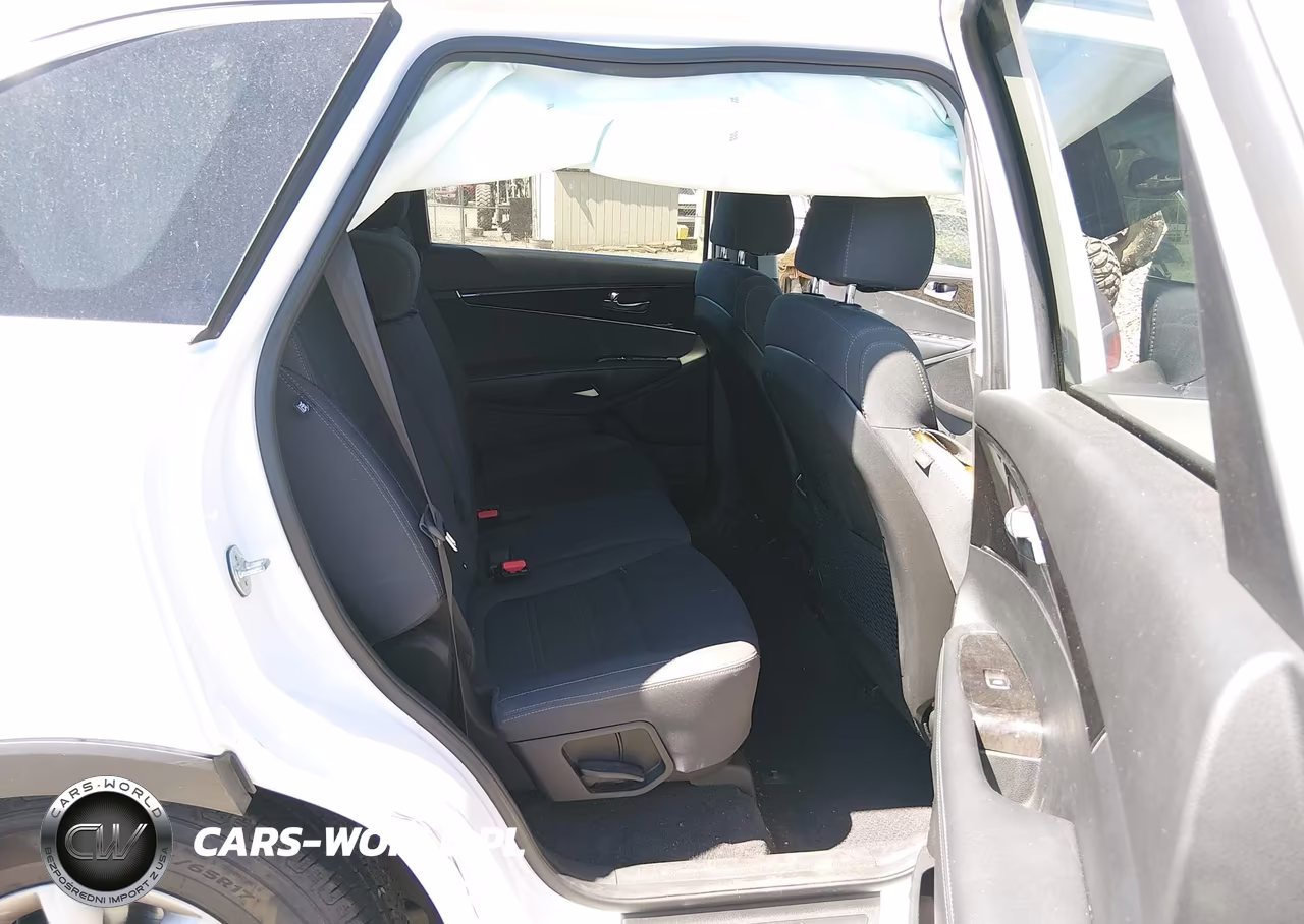 2018 Kia Sorento 2.4L Lx VIN:5XYPG4A35JG380152 - 8
