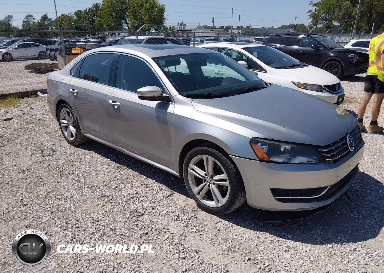2014 Volkswagen Passat 2.0L Tdi Se VIN:1VWBN7A3XEC097819 - 1