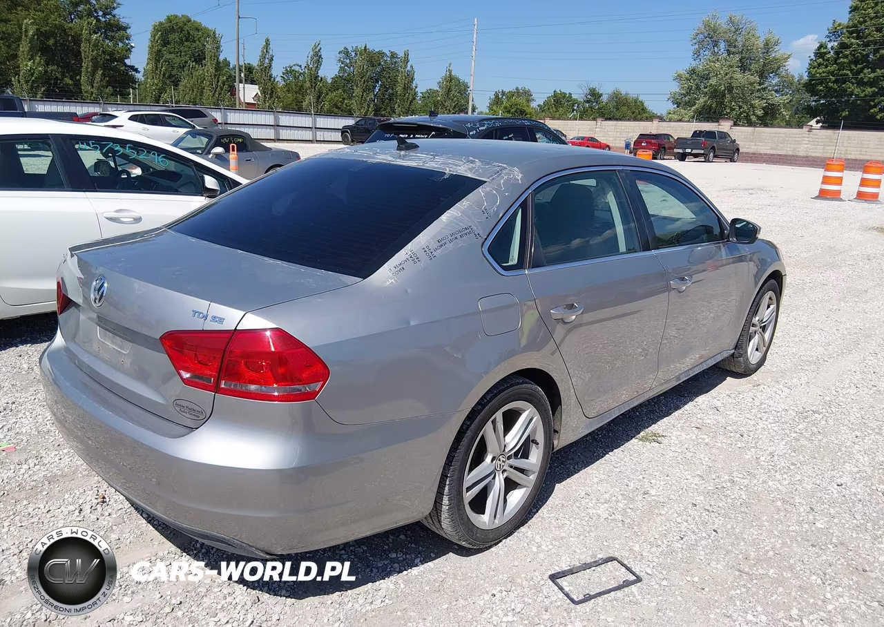 2014 Volkswagen Passat 2.0L Tdi Se VIN:1VWBN7A3XEC097819 - 4