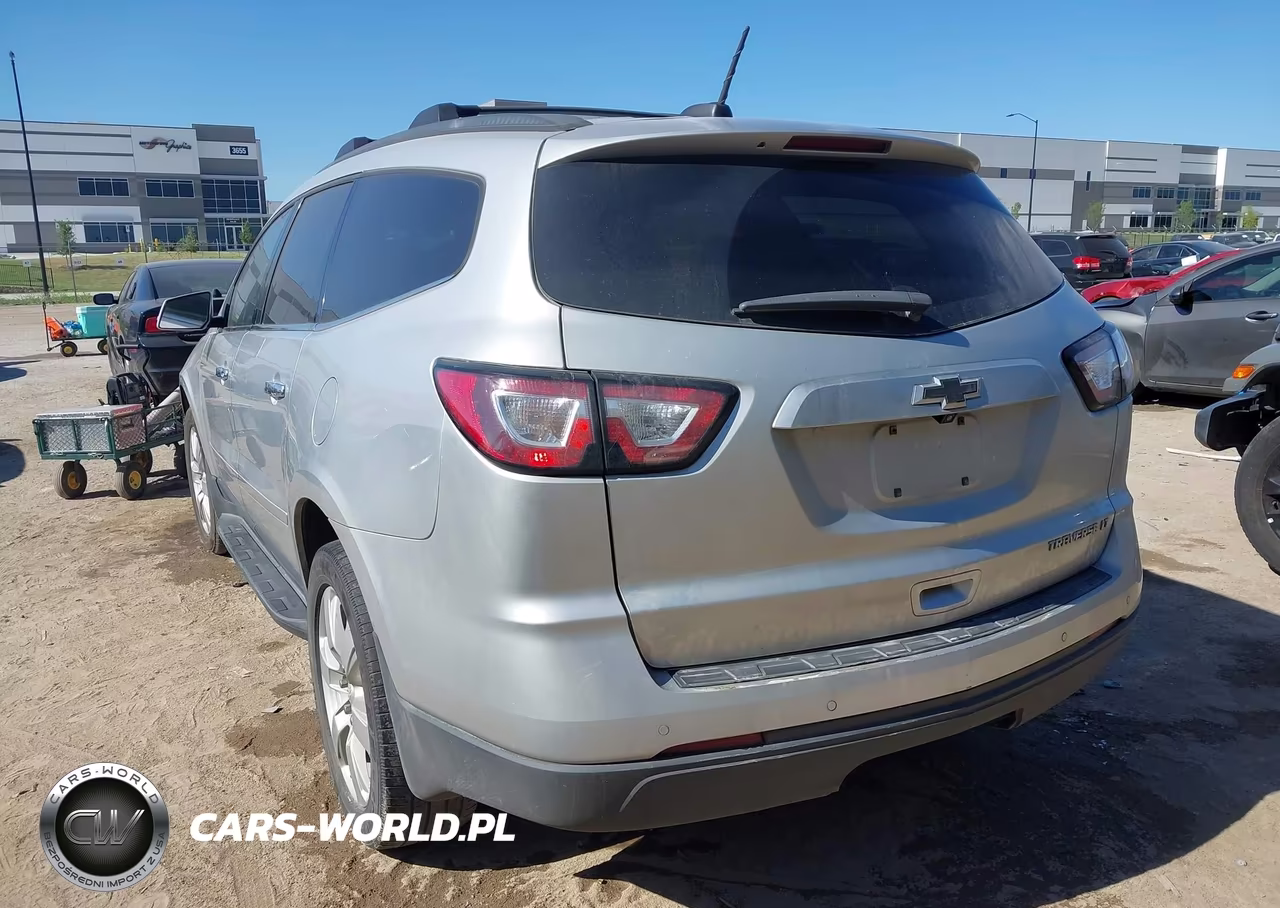 2016 Chevrolet Traverse 1Lt VIN:1GNKRGKD2GJ333917 - 3