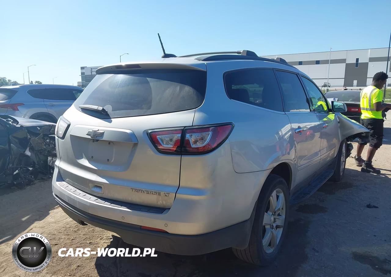 2016 Chevrolet Traverse 1Lt VIN:1GNKRGKD2GJ333917 - 4