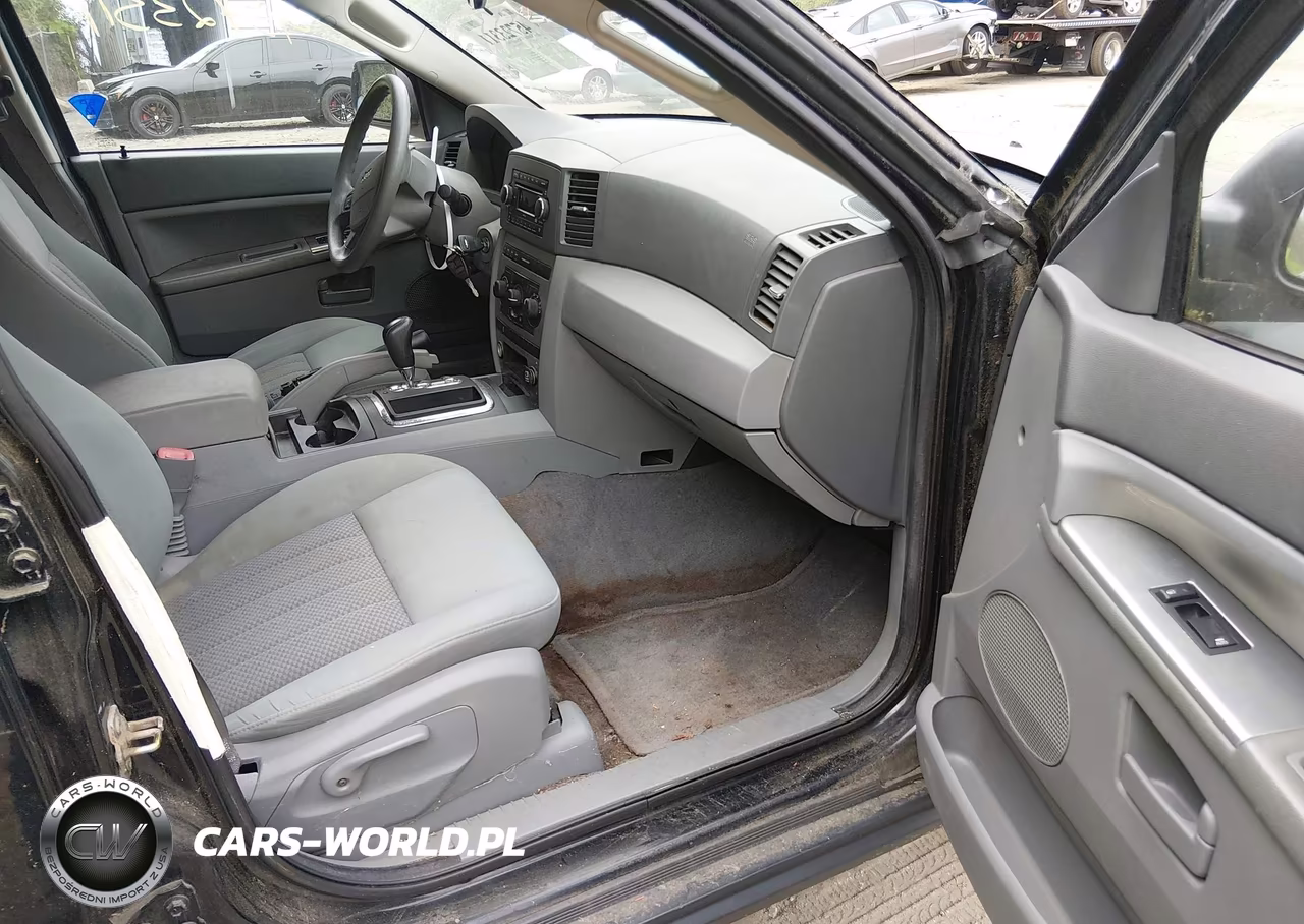 2006 Jeep Grand Cherokee Laredo VIN:1J4GR48K66C283720 - 5