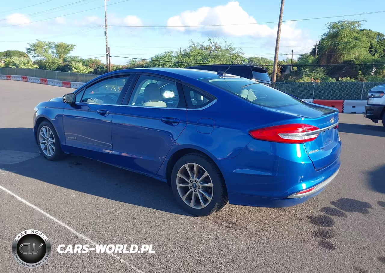 2017 Ford Fusion Hybrid S VIN:3FA6P0UU7HR160185 - 3