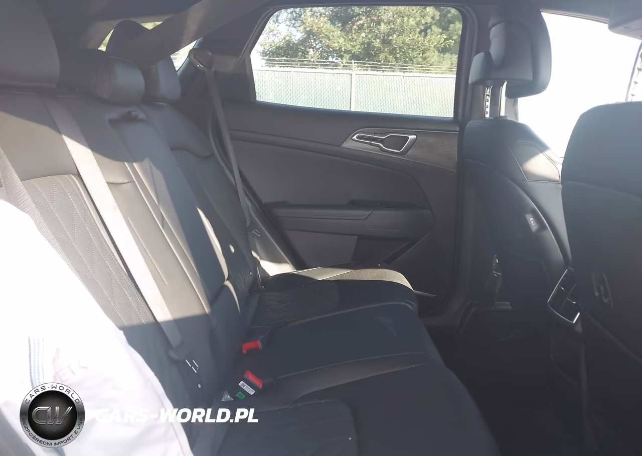 2025 Kia Sportage X-Line VIN:5XYK6CDF6SG278311 - 8
