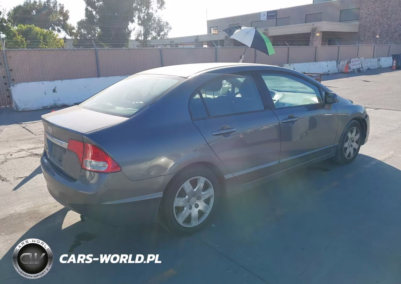 2010 Honda Civic Lx VIN:19XFA1F59AE031059 - 4