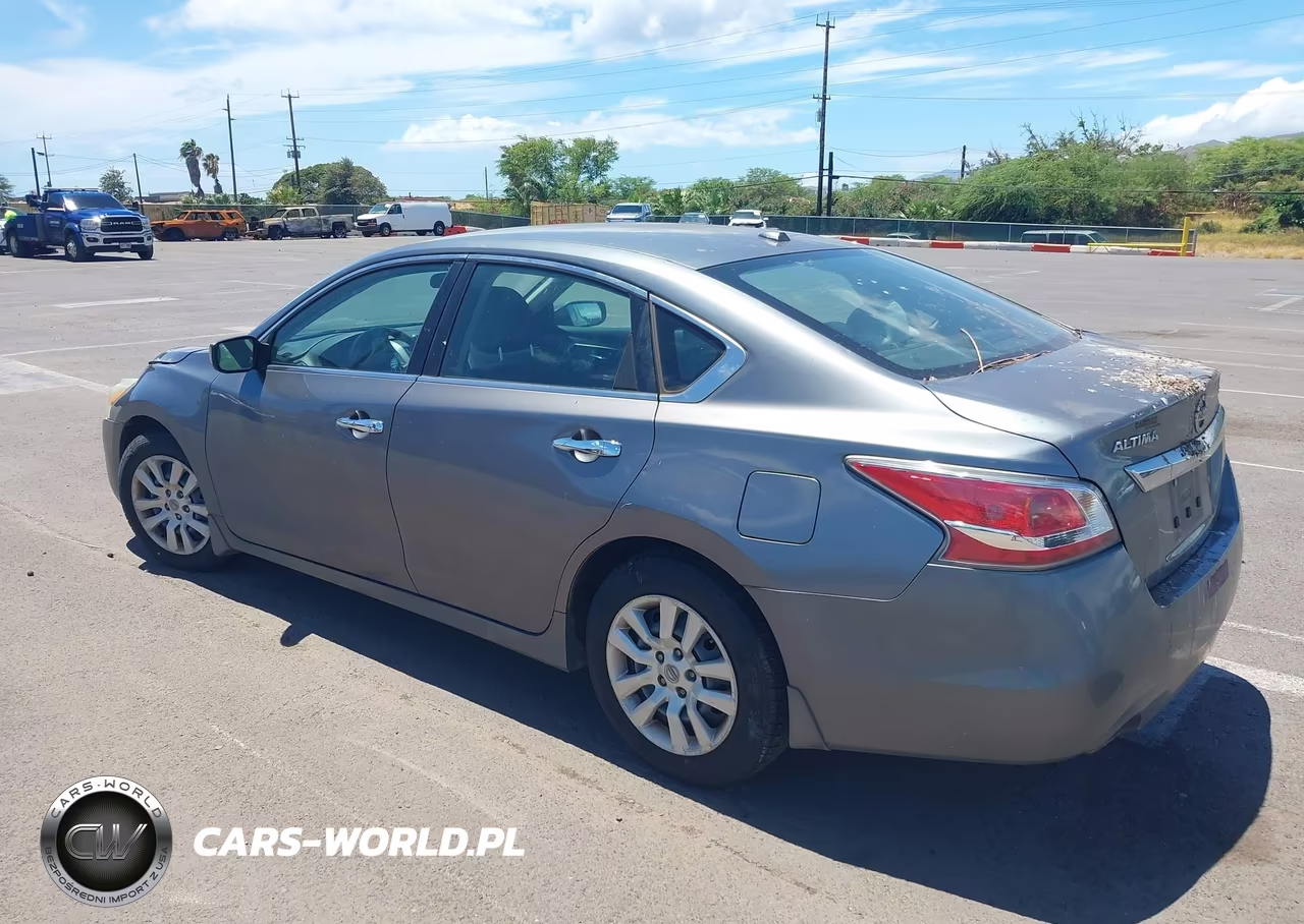 2015 Nissan Altima 2.5 S VIN:1N4AL3AP5FC232728 - 3