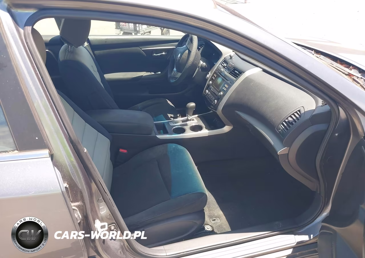 2015 Nissan Altima 2.5 S VIN:1N4AL3AP5FC232728 - 5