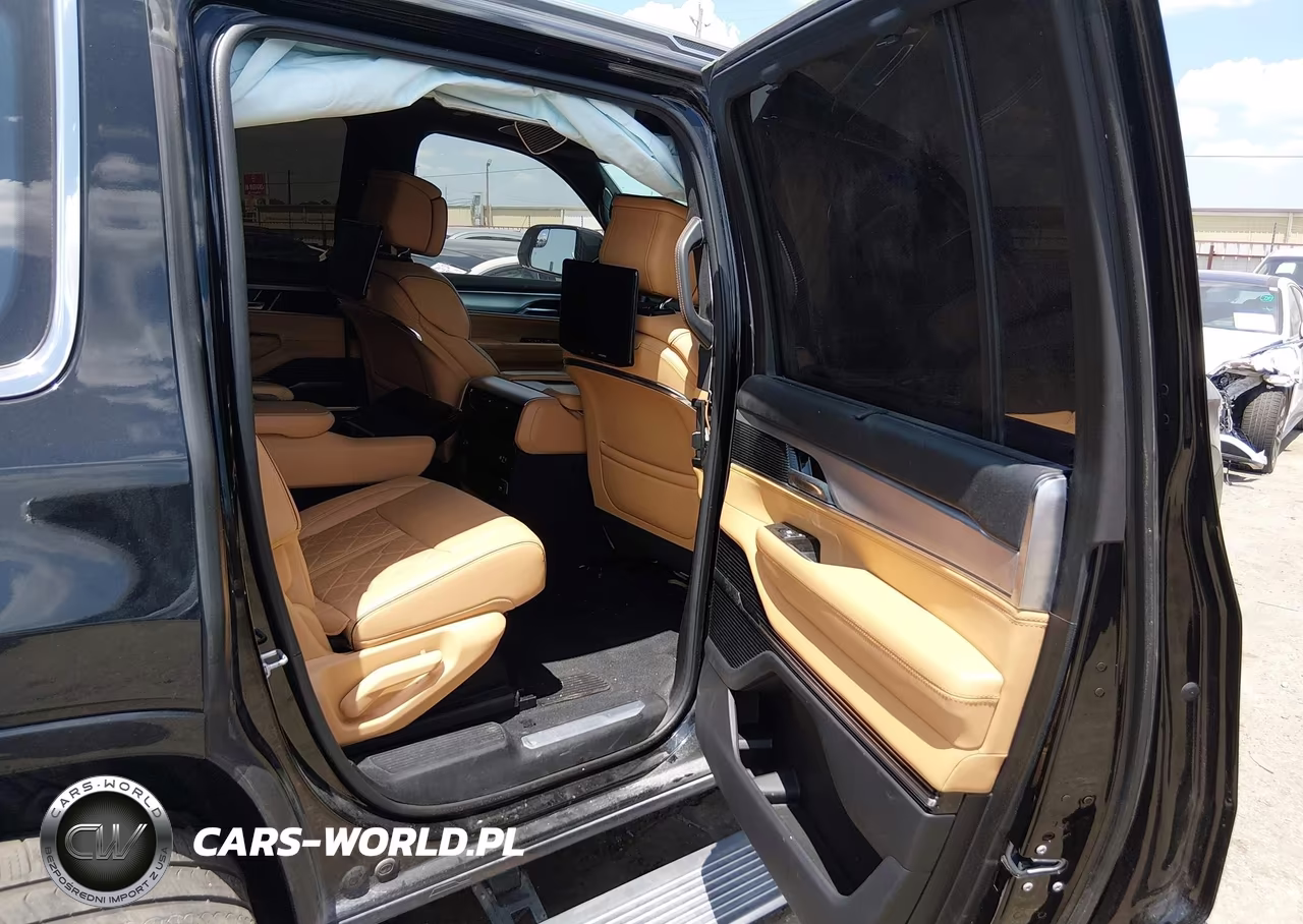 2022 Jeep Grand Wagoneer Series Iii 4X4 VIN:1C4SJVGJ4NS169029 - 8