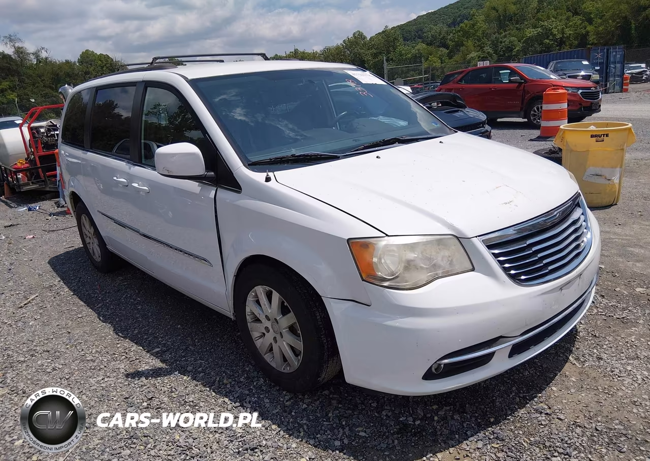 2014 Chrysler Town & Country Touring – zdjęcie 1 z 12