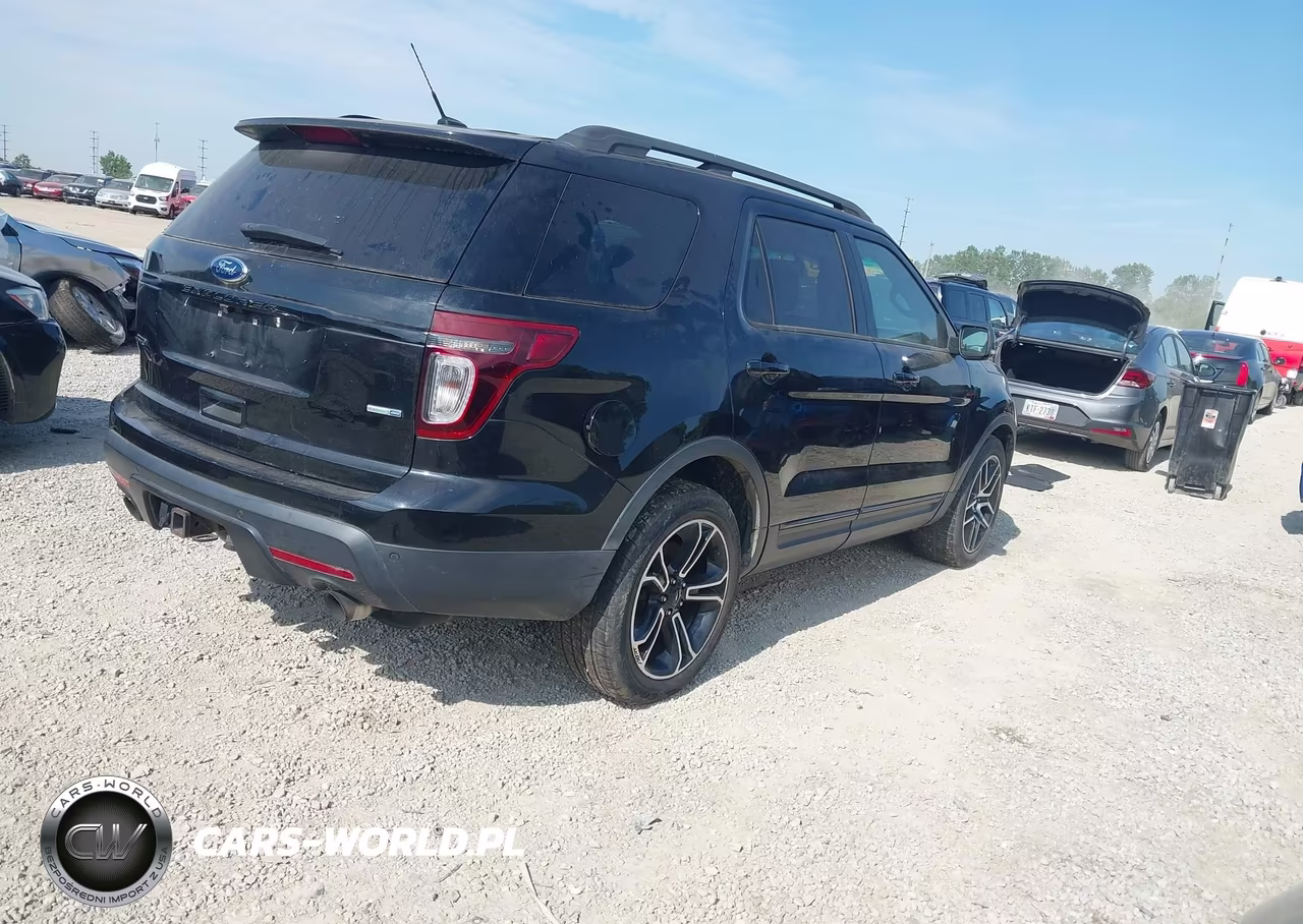 2015 Ford Explorer Sport VIN:1FM5K8GT9FGC12194 - 4