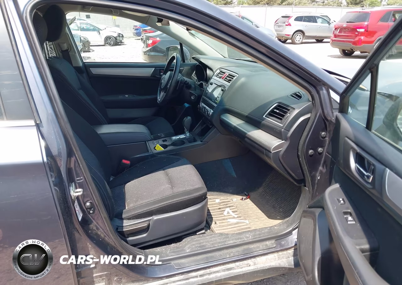 2017 Subaru Outback 2.5I Premium VIN:4S4BSACC4H3281644 - 5
