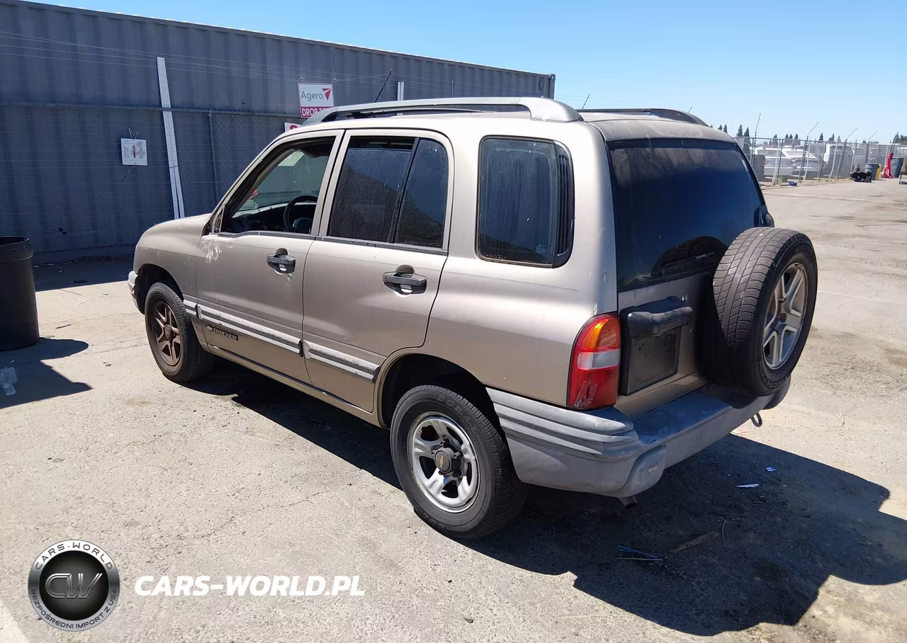 2002 Chevrolet Tracker Hard Top Base VIN:2CNBE13C626942162 - 3