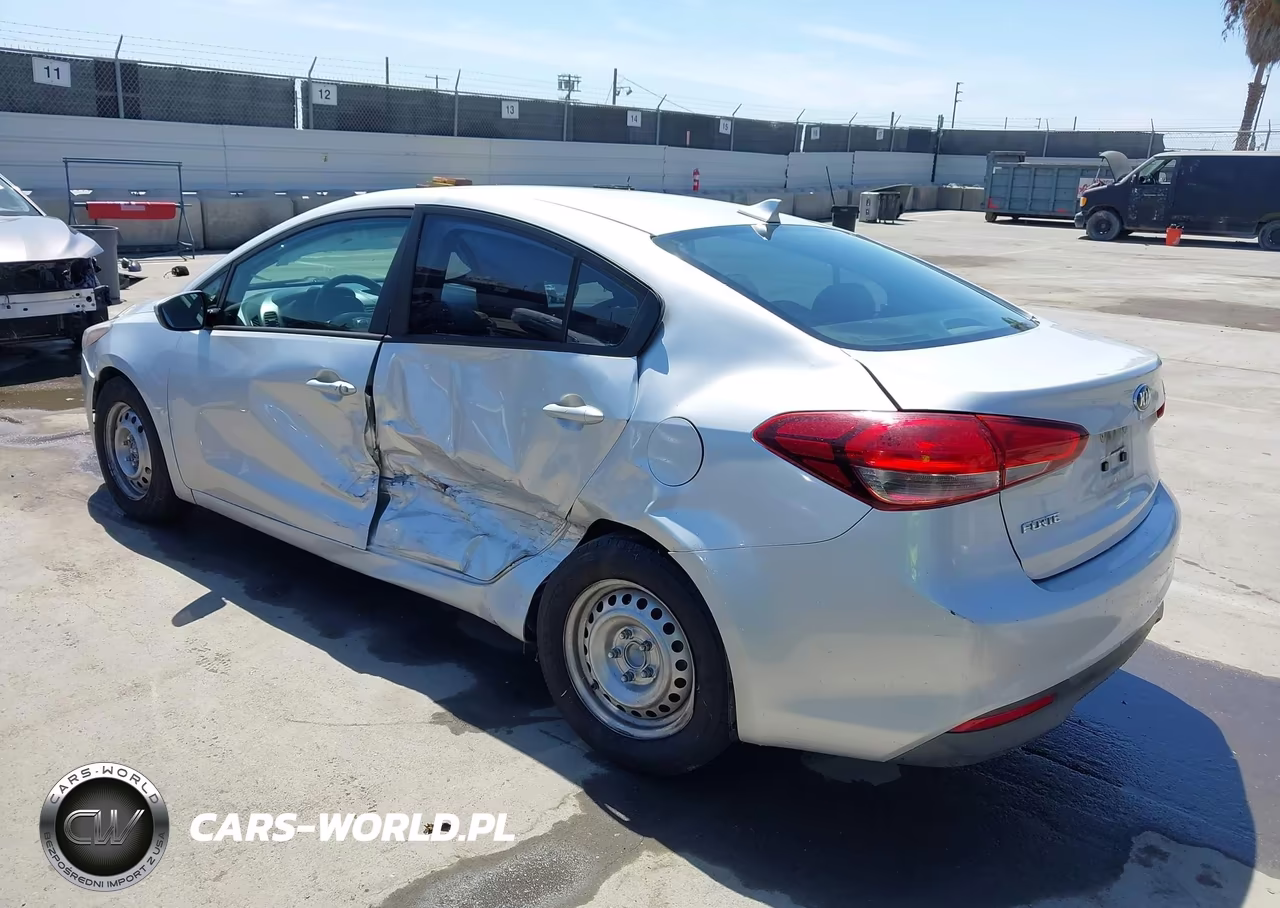 2017 Kia Forte Lx VIN:3KPFK4A76HE057538 - 3