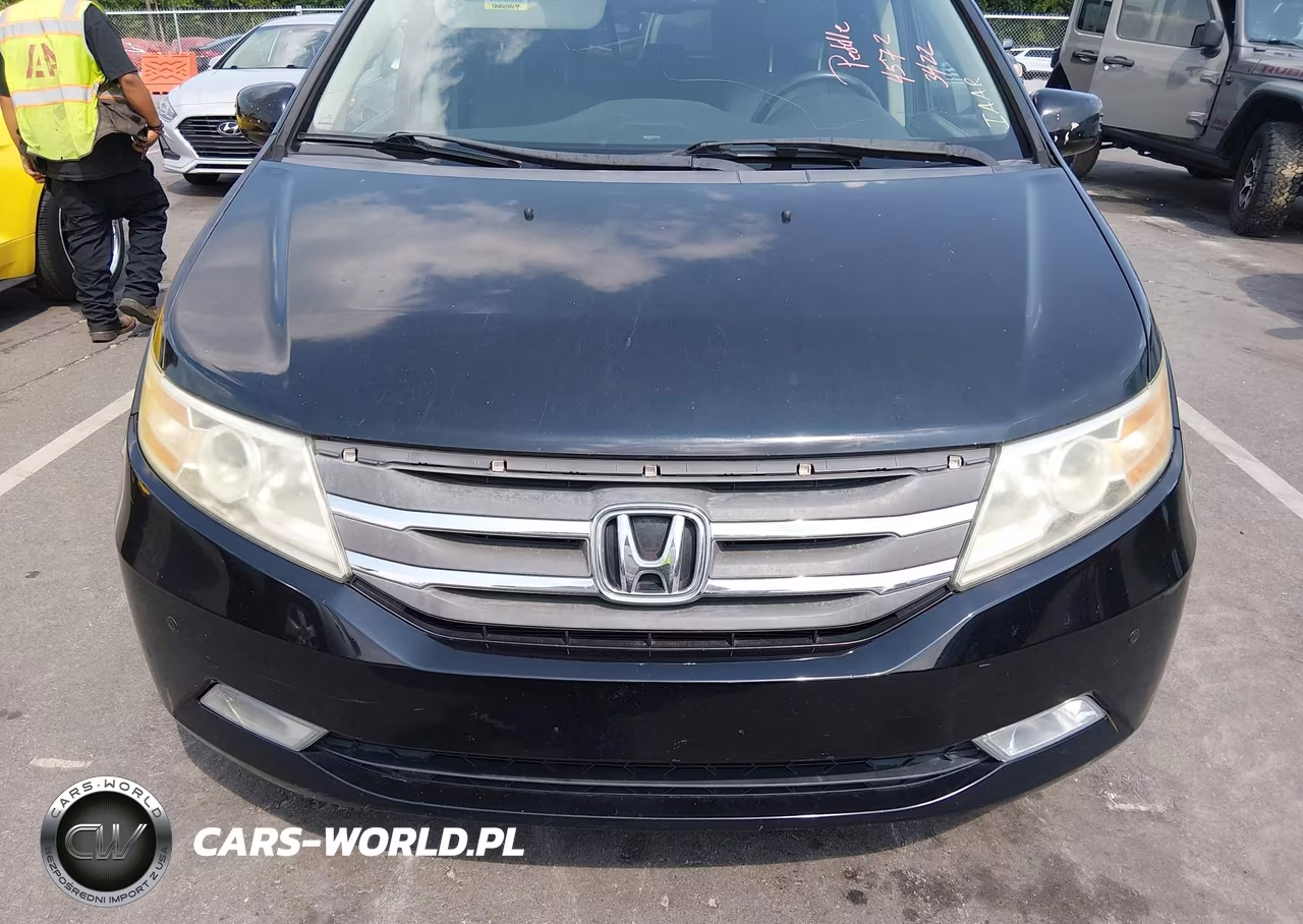 2013 Honda Odyssey Touring-Touring Elite VIN:5FNRL5H99DB087337 - 12