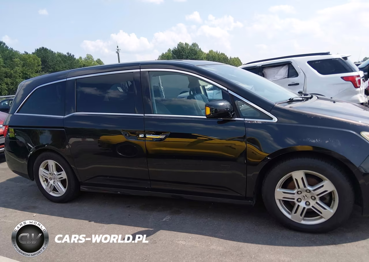2013 Honda Odyssey Touring-Touring Elite VIN:5FNRL5H99DB087337 - 13