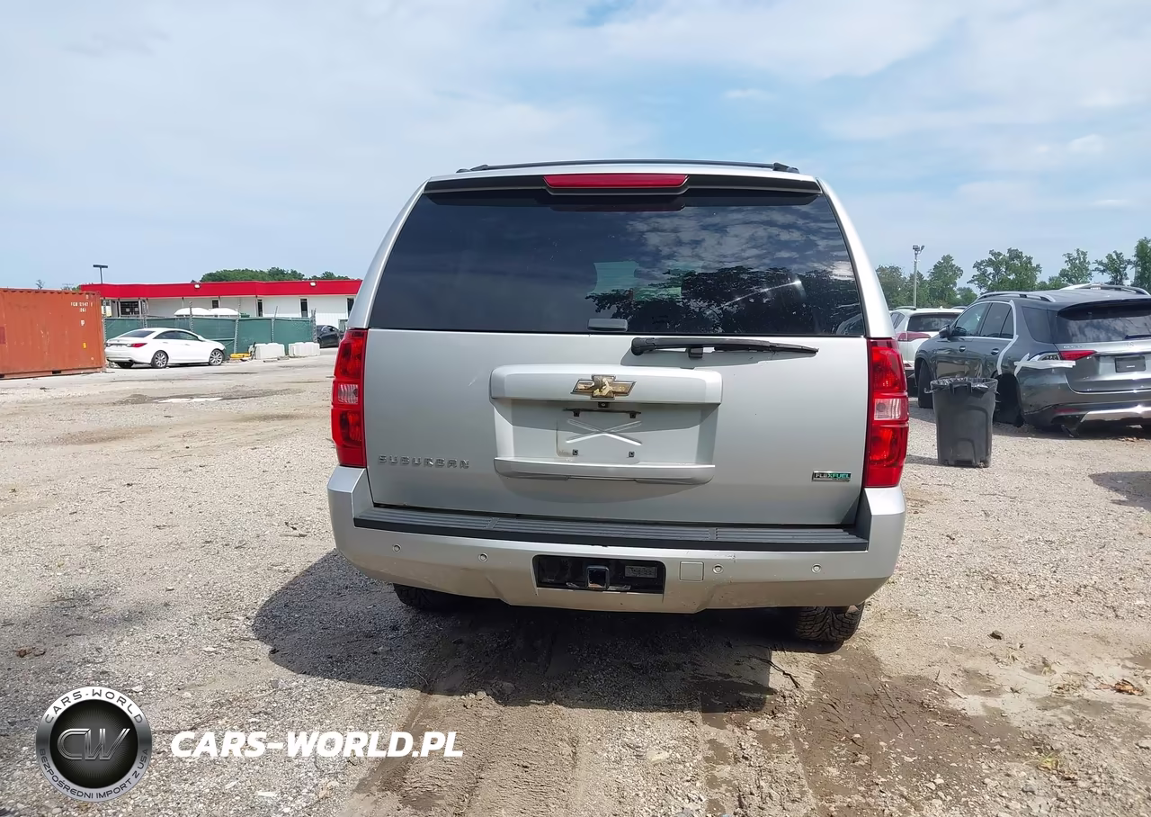 2011 Chevrolet Suburban Lt VIN:1GNSKJE37BR221158 - 16