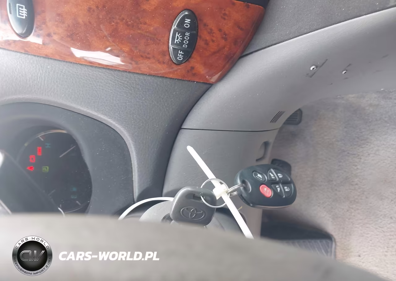 2009 Toyota Sienna Xle VIN:5TDBK22C19S024551 - 11