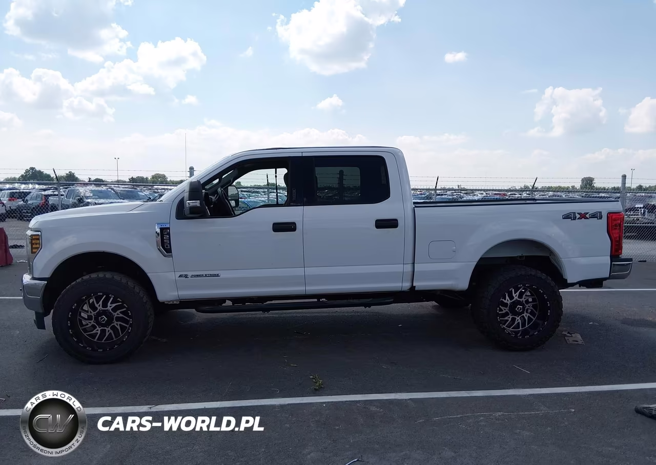 2018 Ford F-250 Xlt VIN:1FT7W2BT5JEB38301 - 14
