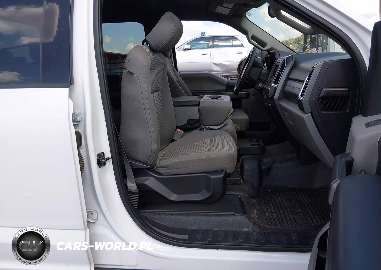 2018 Ford F-250 Xlt VIN:1FT7W2BT5JEB38301 - 5