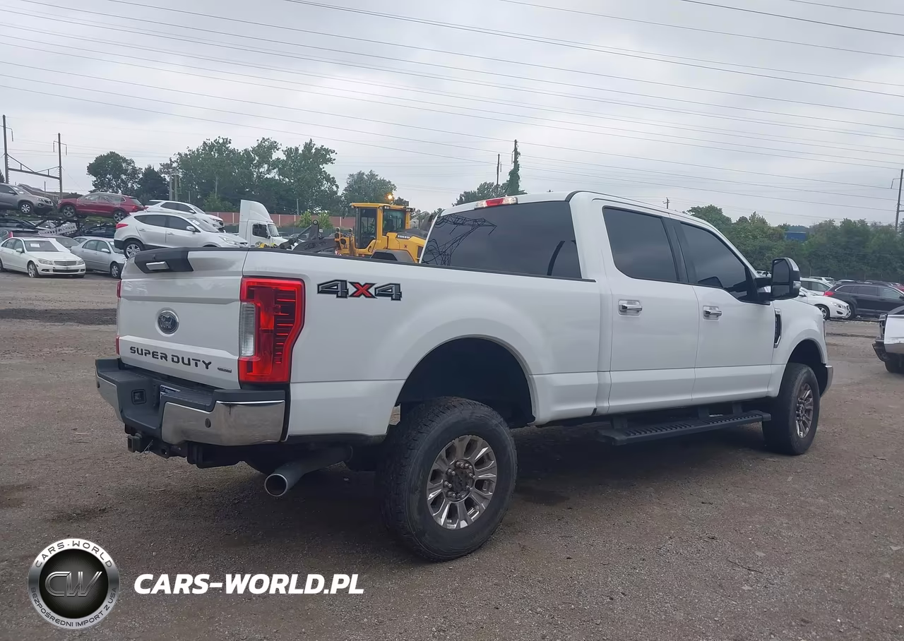 2017 Ford F-250 Xlt VIN:1FT7W2B66HEF05050 - 4
