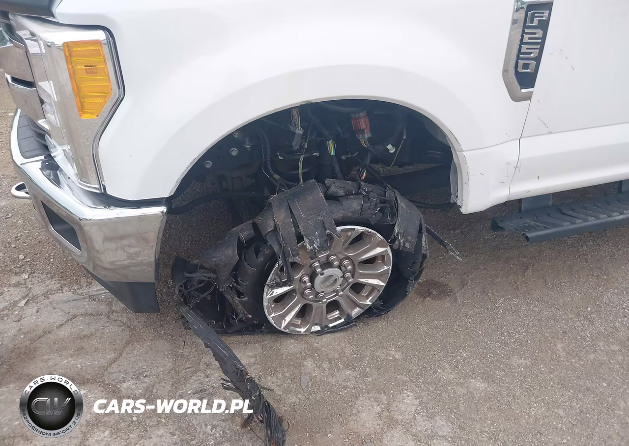 2017 Ford F-250 Xlt VIN:1FT7W2B66HEF05050 - 6