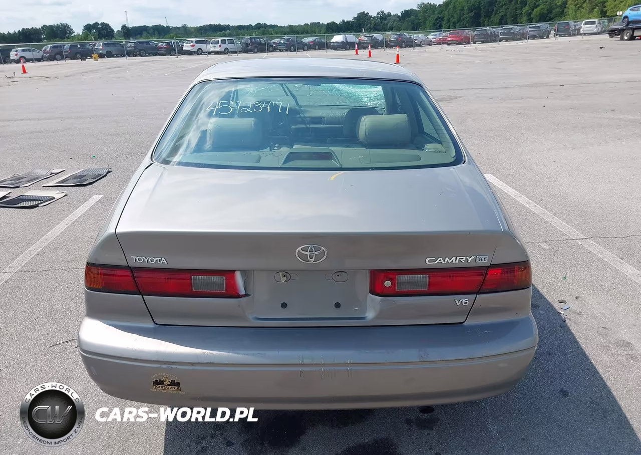 1999 Toyota Camry Xle V6 VIN:4T1BF28K2XU076410 - 16