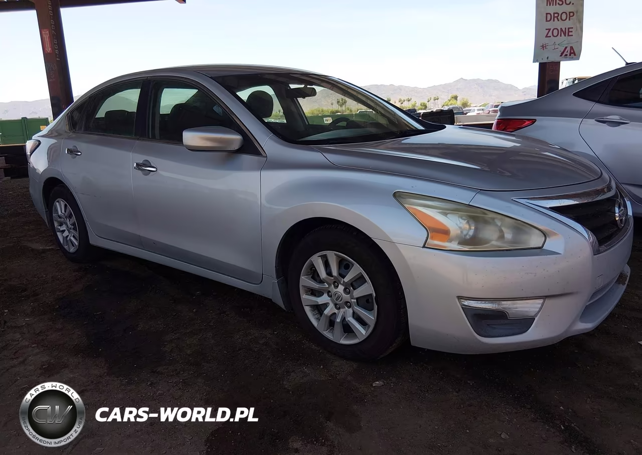 2014 Nissan Altima 2.5 S – zdjęcie 1 z 11