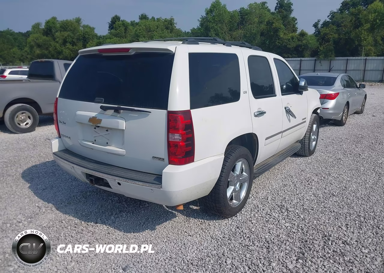 2012 Chevrolet Tahoe Ltz VIN:1GNSCCE05CR184241 - 4