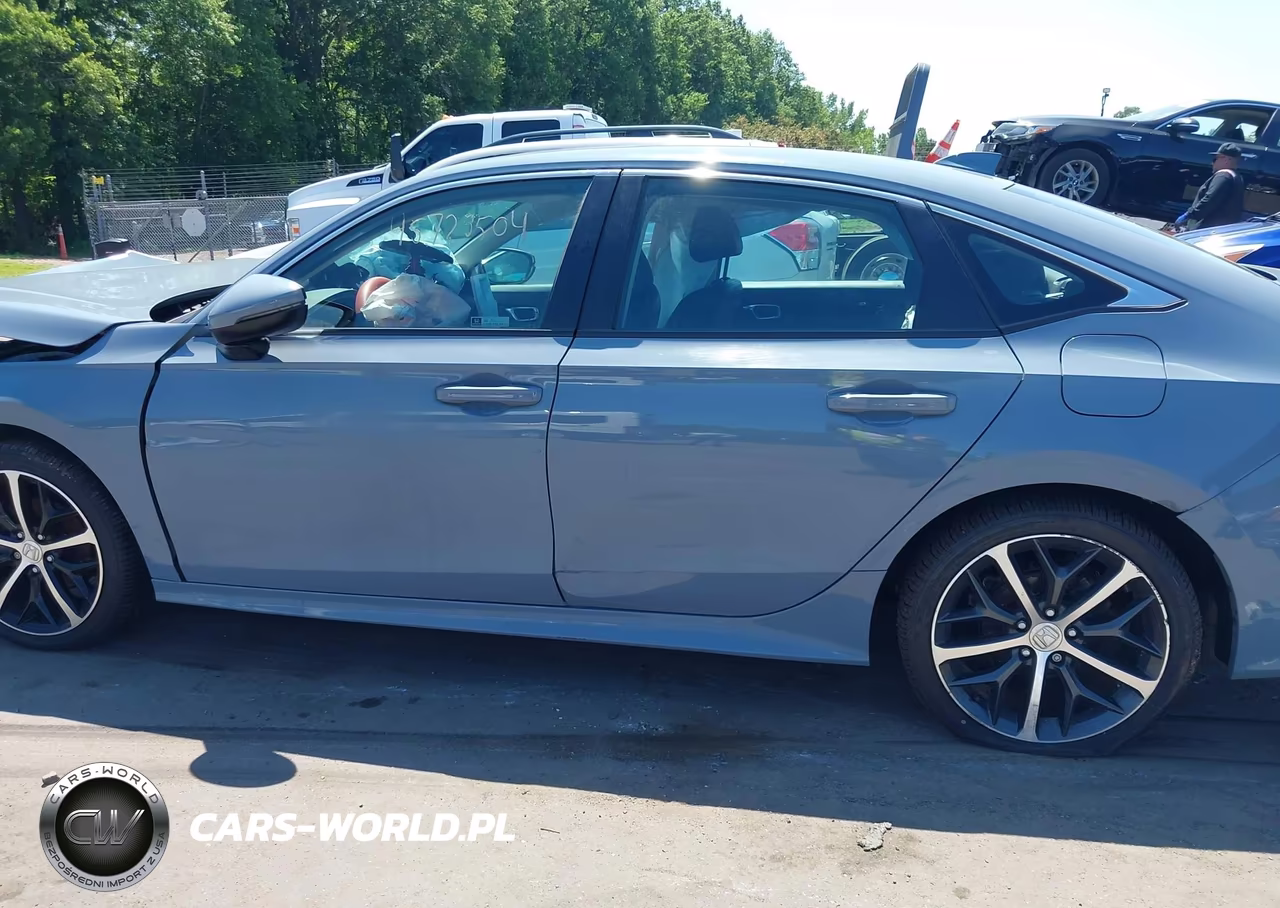 2022 Honda Civic Touring VIN:2HGFE1F96NH306700 - 14