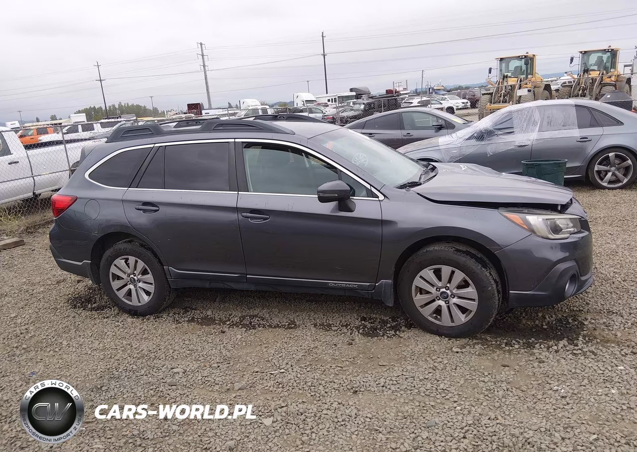 2018 Subaru Outback 2.5I Premium VIN:4S4BSAFC9J3307284 - 14