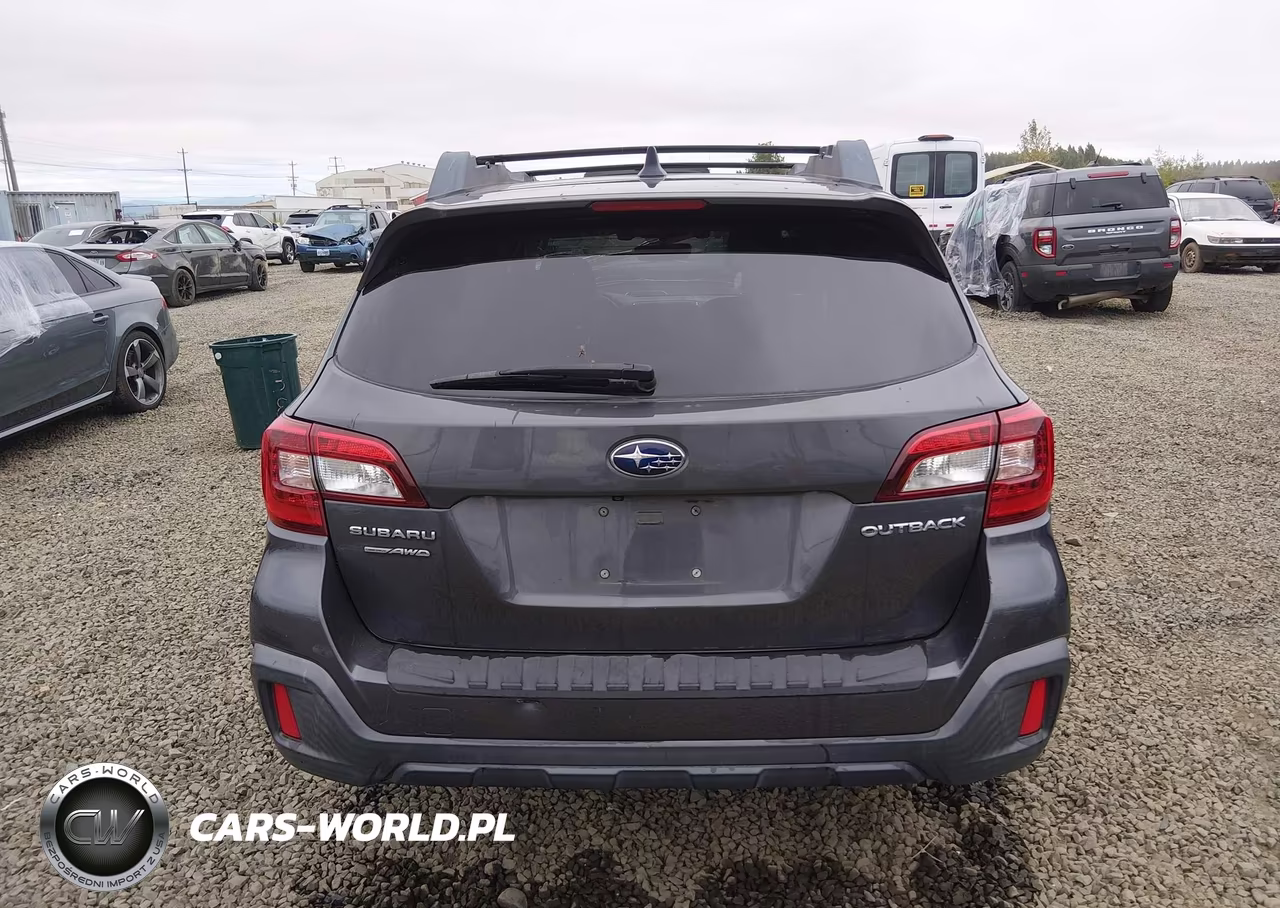2018 Subaru Outback 2.5I Premium VIN:4S4BSAFC9J3307284 - 17