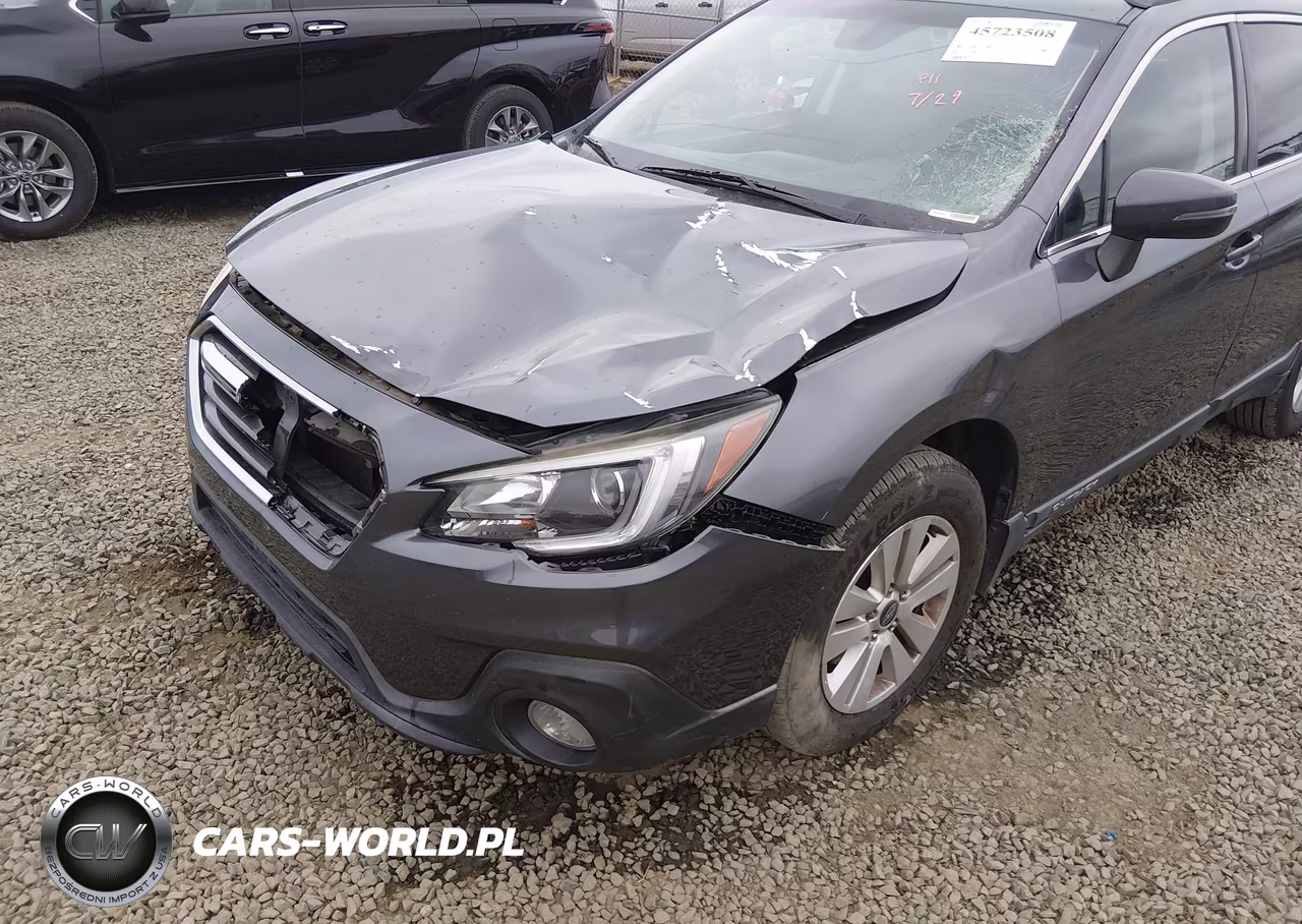 2018 Subaru Outback 2.5I Premium VIN:4S4BSAFC9J3307284 - 18