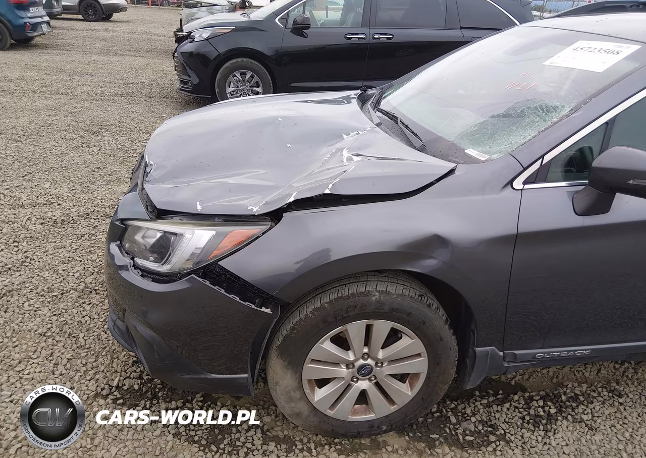 2018 Subaru Outback 2.5I Premium VIN:4S4BSAFC9J3307284 - 19