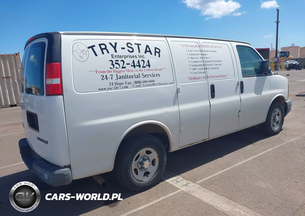 2003 Chevrolet Express VIN:1GCFG15X031163425 - 4