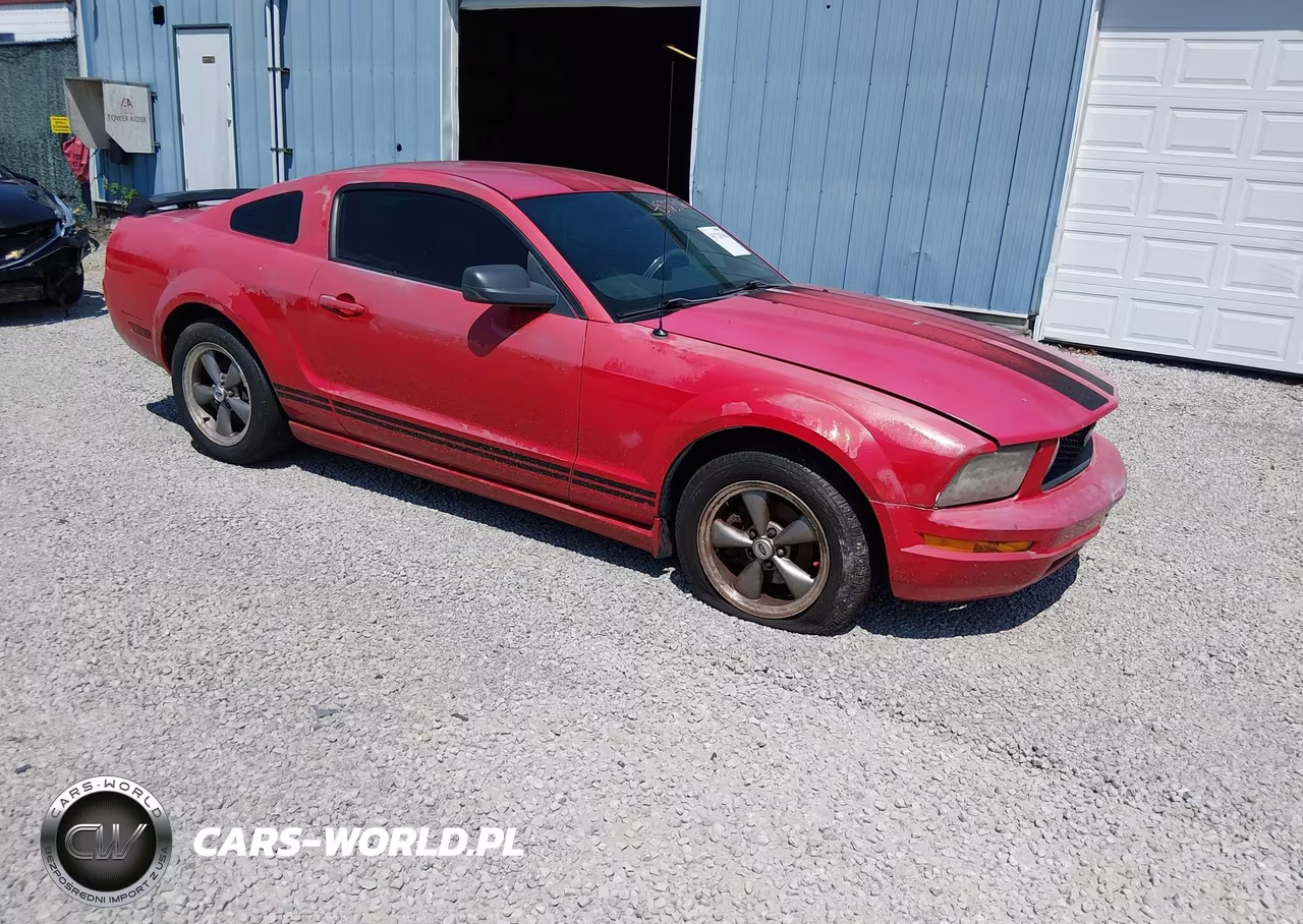 2005 Ford Mustang V6 Deluxe-V6 Premium